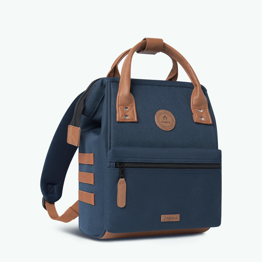 backpack adventurer small chicago